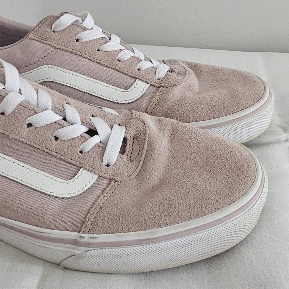 VANS Premium Old Skool Pink & White Suede Low-Top Sneakers - Picture 4 of 9